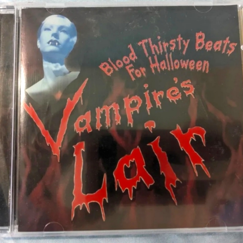 Halloween CD, "Vampire's Lair"